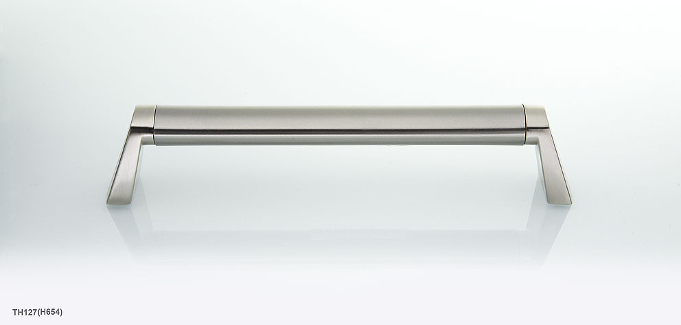 main handlelist image of Oval Splayed