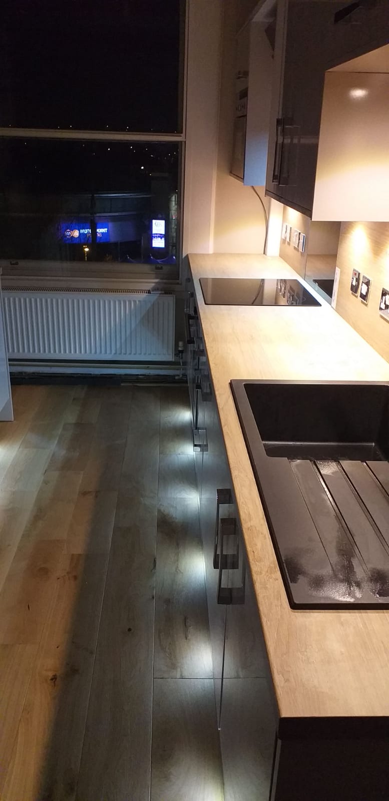 thumbnail image of andrew3